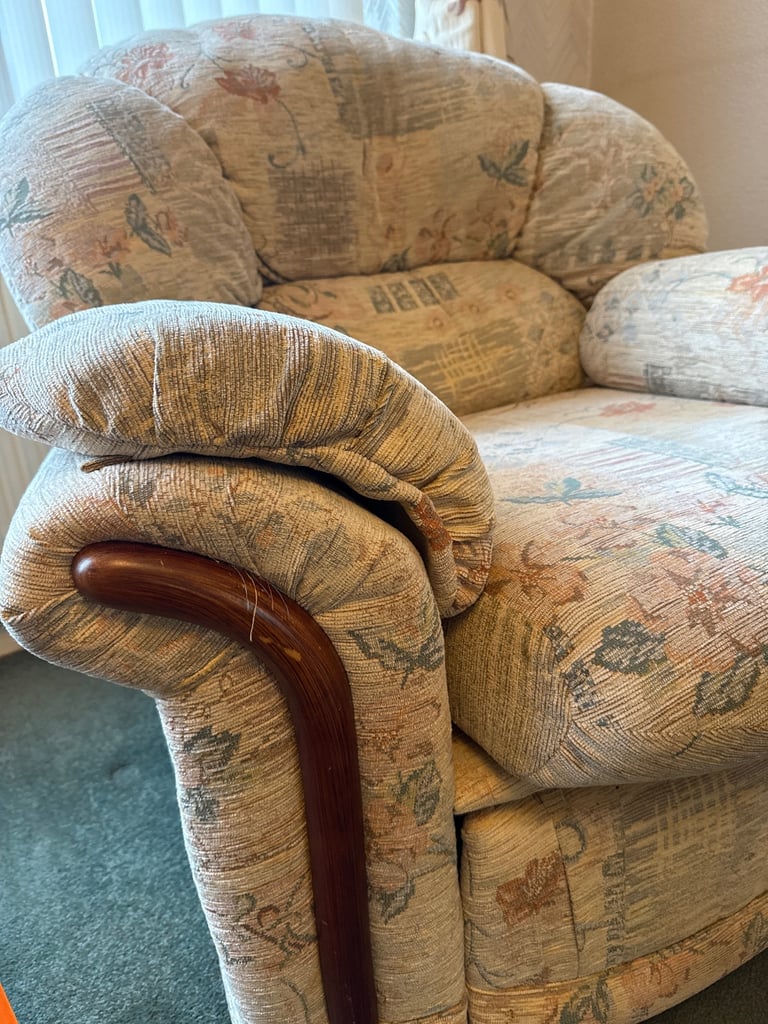 3-Piece Sofa Suite - one 3-Seater Sofa and two single Recliners