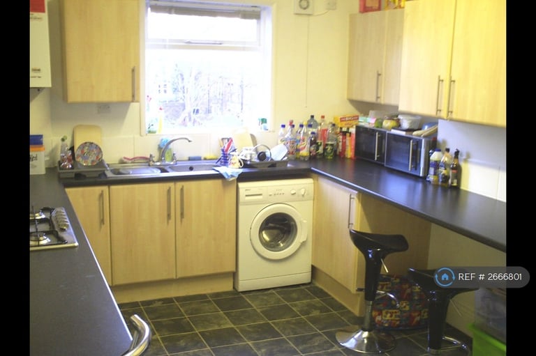 6 bedroom house in Parkers Road, Sheffield, S10 (6 bed) (#2666801)