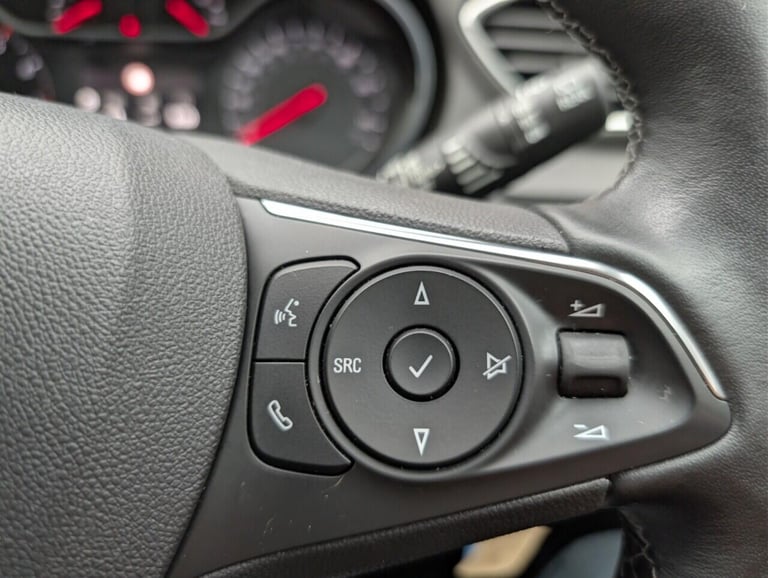 2021 Vauxhall Grandland X 1.2 Turbo SRi Nav SUV 5dr Petrol Manual Euro 6 (s/s) (130 ps) HEATED SE...