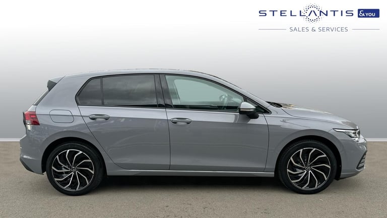 2021 Volkswagen Golf 1.5 TSI Life Hatchback 5dr Petrol Manual Euro 6 (s/s) (130 ps) Hatchback Pet...