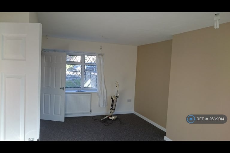 3 bedroom house in Ferncliffe Road, Birmingham, B17 (3 bed) (#2609014)