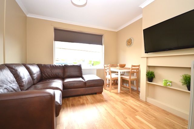 FLATSHARE: BEDROOM for let near King’s Buildings with bills included – available soon