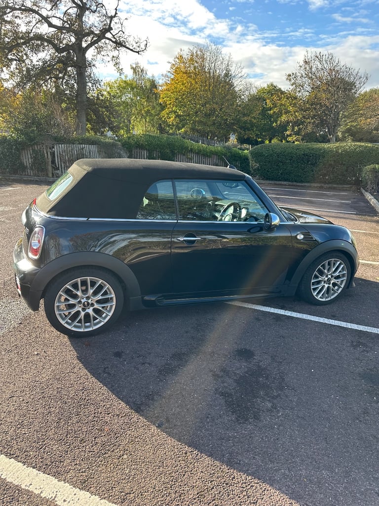 Mini, CONVERTIBLE, Convertible, 2012, Manual, 1598 (cc), 2 doors