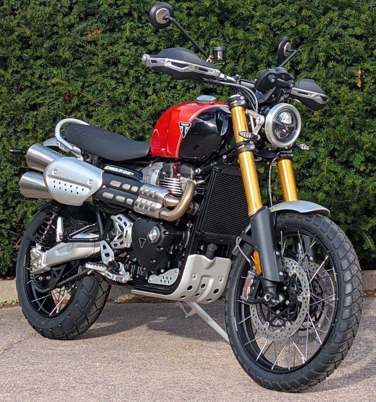 TRIUMPH SCRAMBLER 1200 XE - 2025- NEW IN STOCK