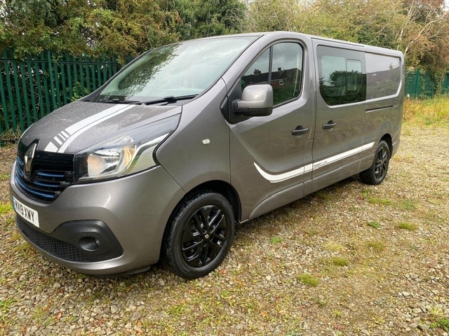 2019 Renault Trafic LL29 ENERGY dCi 125 Premier Edition Crew Van WINDOW VAN Diesel Manual