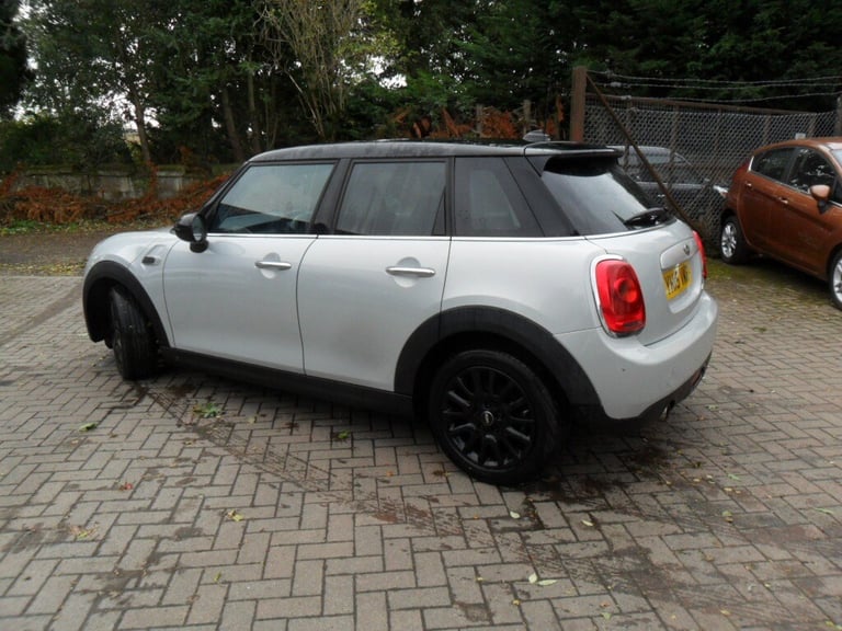 2015 MINI Hatch 1.5 Cooper D 5dr HATCHBACK Petrol Manual