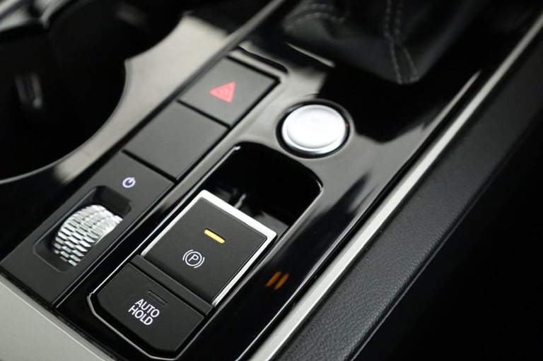 2023 Volkswagen Touareg 3.0 TDI V6 R-Line Tech SUV 5dr Diesel Tiptronic 4Motion Euro 6 (s/s) (231...
