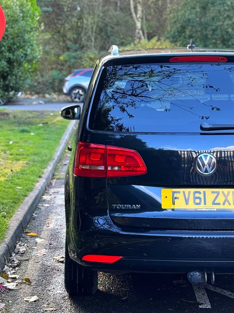 2011 Volkswagen Touran 2.0 TDI SE 5dr DSG MPV Diesel Automatic