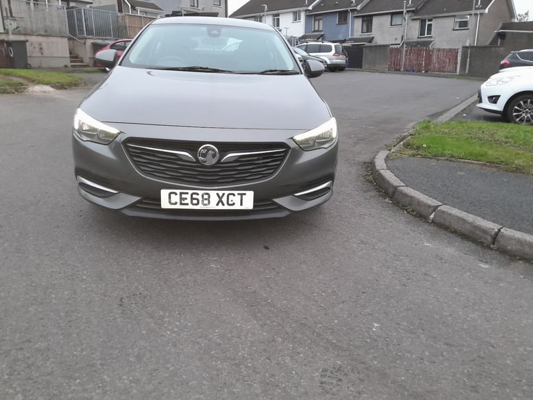 Vauxhall, INSIGNIA, Hatchback, 2018, Manual, 1598 (cc), 5 doors