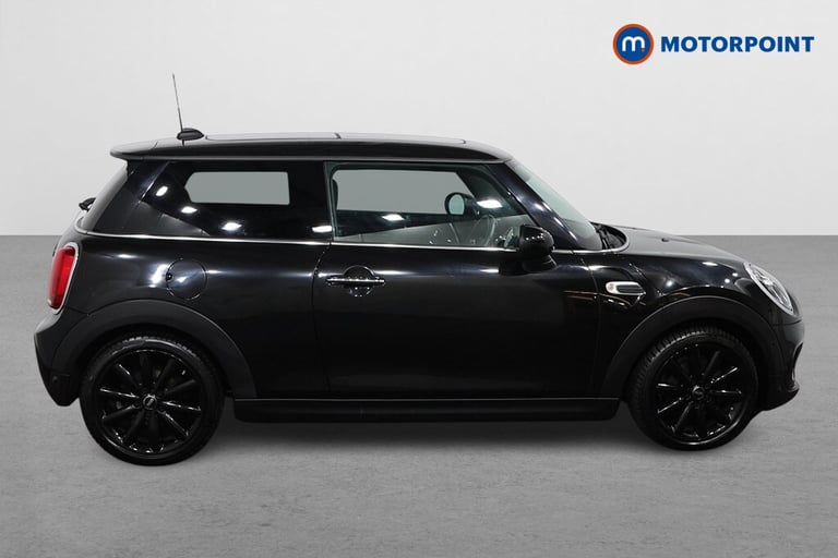 2018 MINI Hatch 1.5 Cooper II 3dr Auto [Chili-Nav-Plus Pack] Hatchback Petrol Automatic