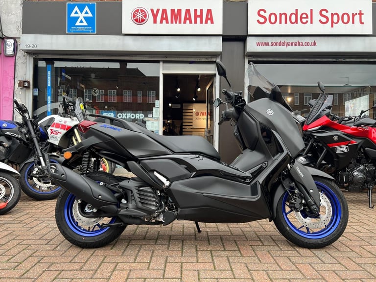 Yamaha XMAX 125