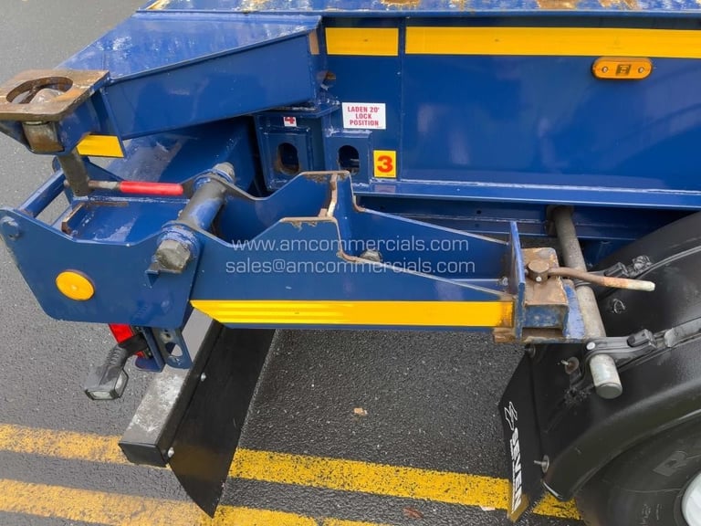 DENNISON SLIDING SKELETAL TRAILER