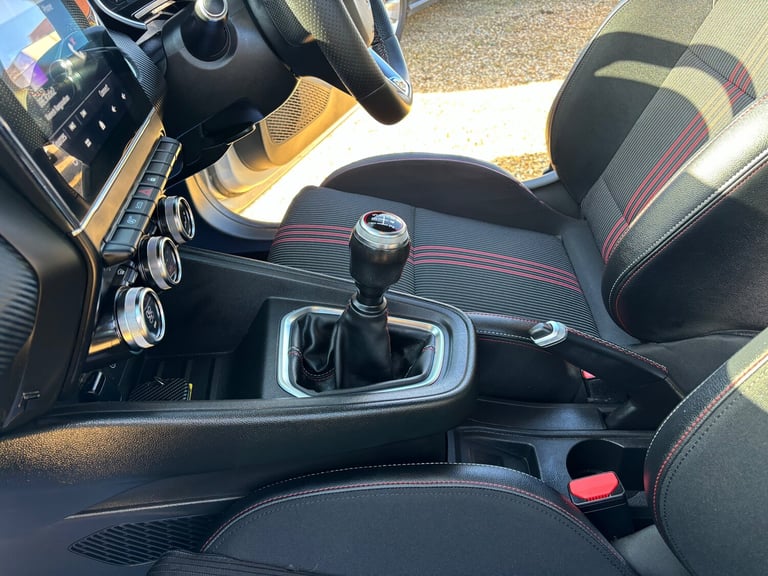 2020 Renault Clio 1.0 TCe RS Line Hatchback 5dr Petrol Manual Euro 6 (s/s) (100