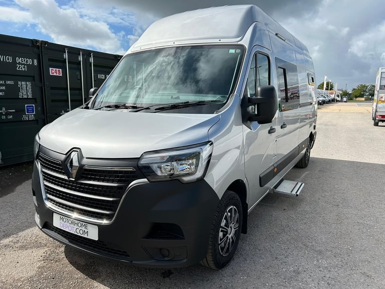 RENAULT BUSINESS CAMPERVAN, 2022, 2.3, 4 BERTH, 4 BELT
