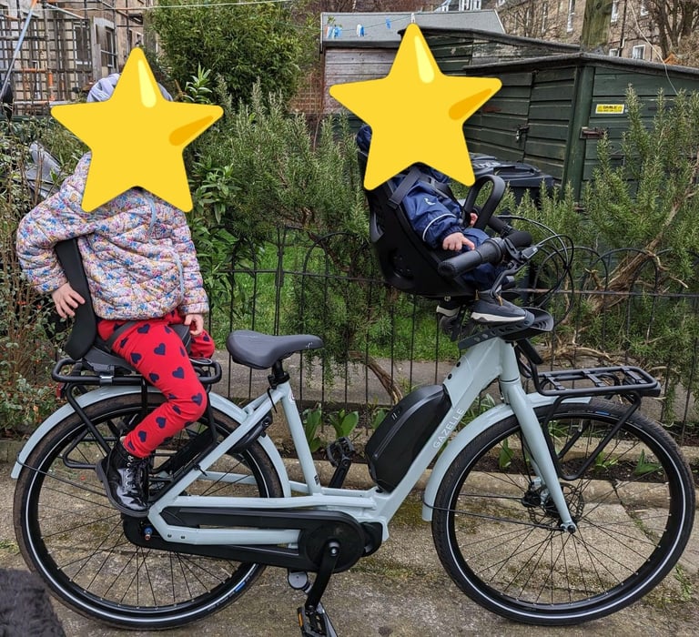 Gazelle Bloom e-bike with child seats 