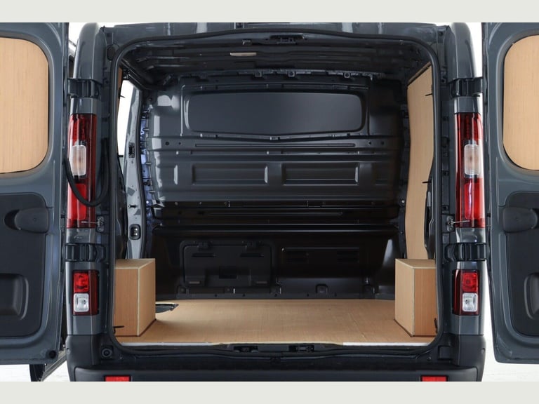 2025 Renault Trafic SL30 Blue dCi 130 Advance [Safety] Van PANEL VAN DIESEL Manual