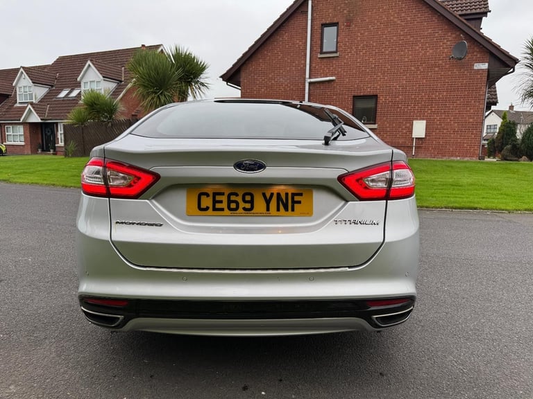 2019 Ford Mondeo 2.0 TDCI TITANIUM / 180 BHP AUTOMATIC *** LOW MILES 