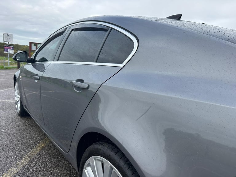 2016 Vauxhall Insignia 2.0 CDTi Elite Nav Auto Euro 6 5dr HATCHBACK Diesel Automatic