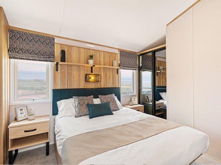 2 BEDROOM STATIC CARAVAN FOR SALE IN LANCASHIRE ON QUIET PARK