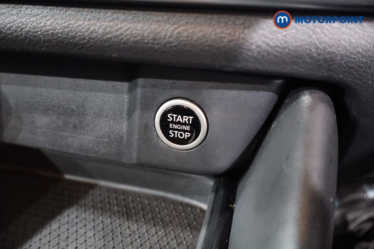 2022 Nissan Qashqai 1.3 DiG-T MH N-Connecta 5dr SUV Petrol Manual