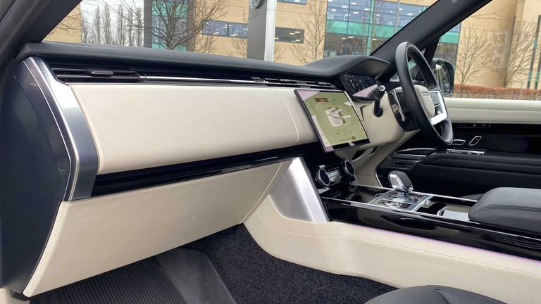 2022 Land Rover Range Rover 3.0 D300 SE 4dr Auto ESTATE DIESEL Automatic