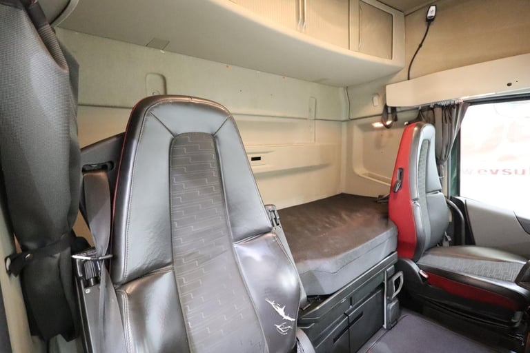 2018 (68 PLATE) Volvo  FH500 6x2 Euro 6 Tractor Units