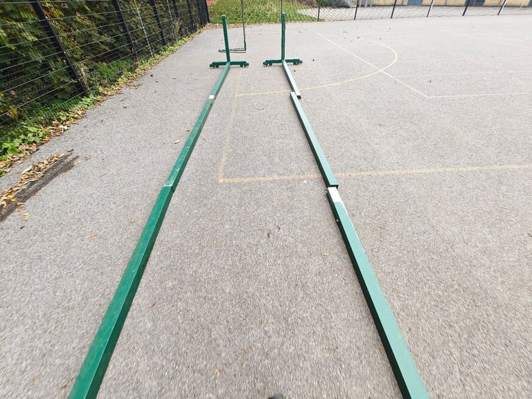 Tennis posts Vermont and Harris 