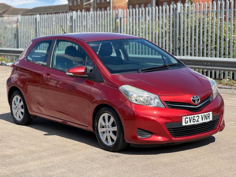 image for 2013 Toyota Yaris 1.4 D-4D TR 3dr HATCHBACK Diesel Manual