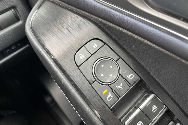 2022 Nissan Qashqai 1.3 DIG-T MH TEKNA 5DR Hatchback Petrol Manual