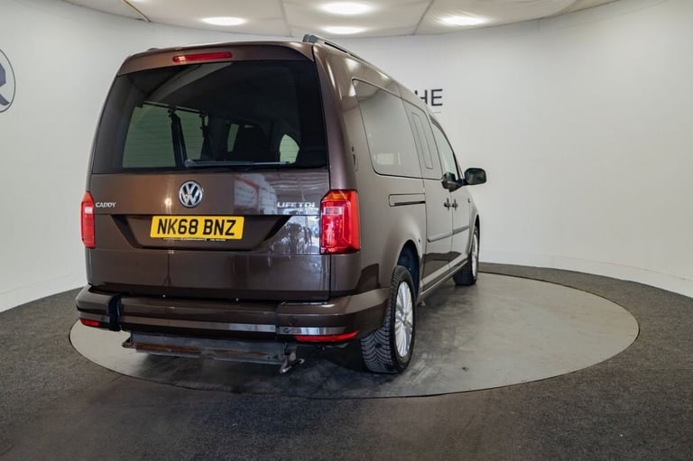 2018 68 VOLKSWAGEN CADDY MAXI 2.0 TDI C20 MAXI COMBI VAN 5DR DIESEL MANUAL FWD (