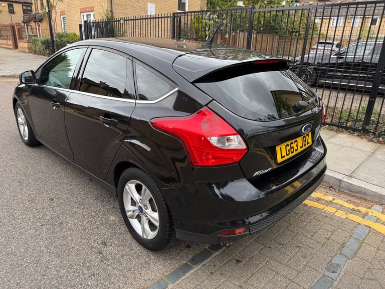 2014 Ford Focus 1.0 EcoBoost Zetec 5dr HATCHBACK Petrol Manual