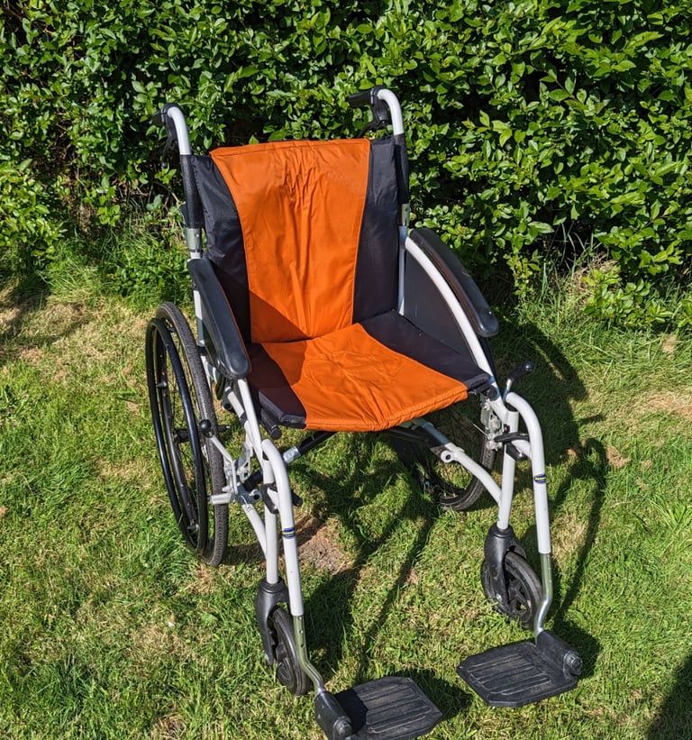 Excel G-Logic Self Propelled Wheelchair