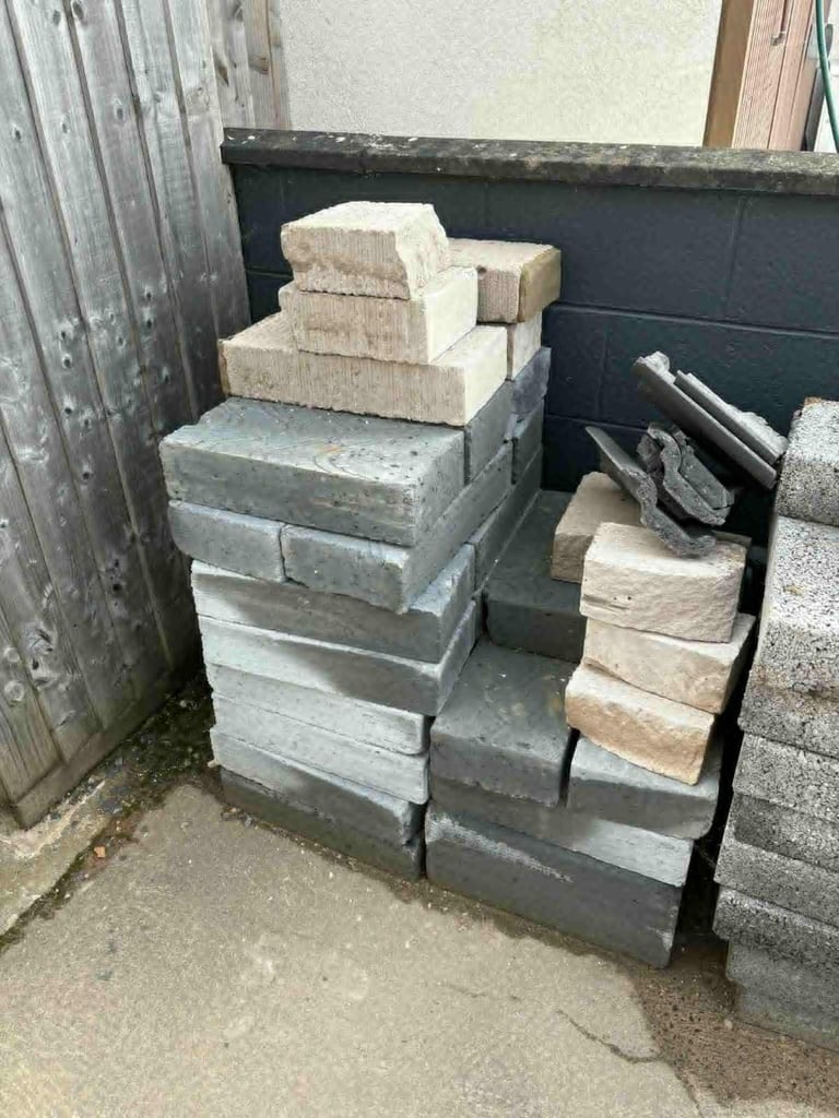 Toplite Aerated concrete Block (L)440mm (W)100mm (H)215mm x 40. 50p each.
