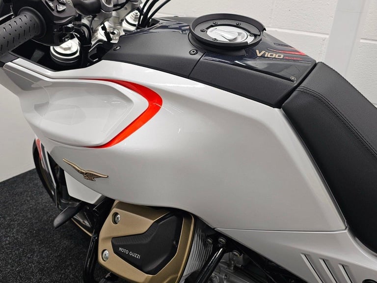 MOTO-GUZZI V100 MANDELLO - ONLY 6213 MILES - MOT UNTIL 2026