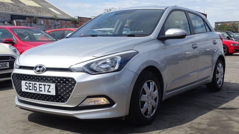 HYUNDAI I20 1.2 Blue Drive S Silver Manual Petrol 2016