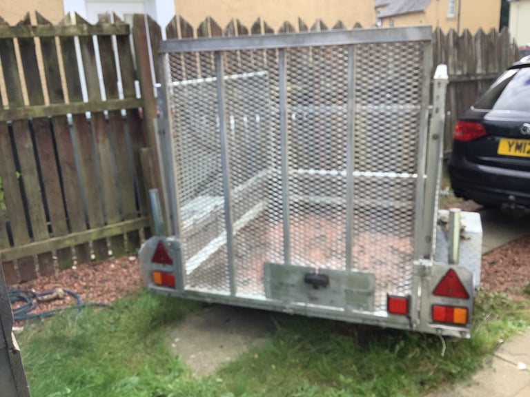 TRAILER FULLY GALVANISED HIGH SIDES 700 KILO RATED.