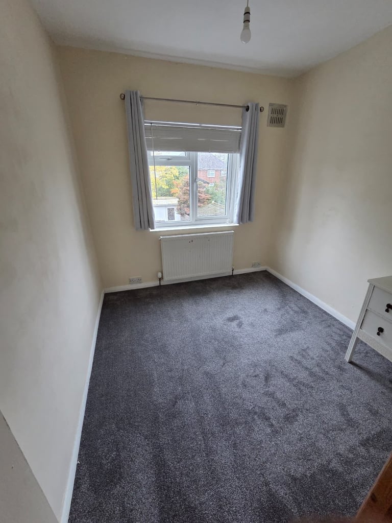 3 bed house Clifford rd Ruislip ha4 6pr