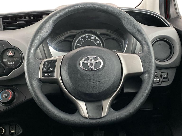2016 Toyota Yaris 1.0 VVT-i Active 3dr Hatchback PETROL Manual