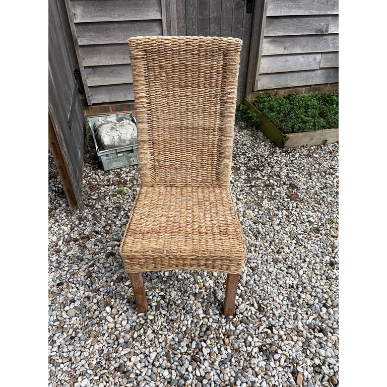 Used wicker chairs 2024 for sale