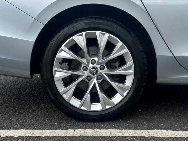 2024 Skoda Superb 1.5 TSI e-TEC SE L 5dr DSG HATCHBACK PETROL Automatic