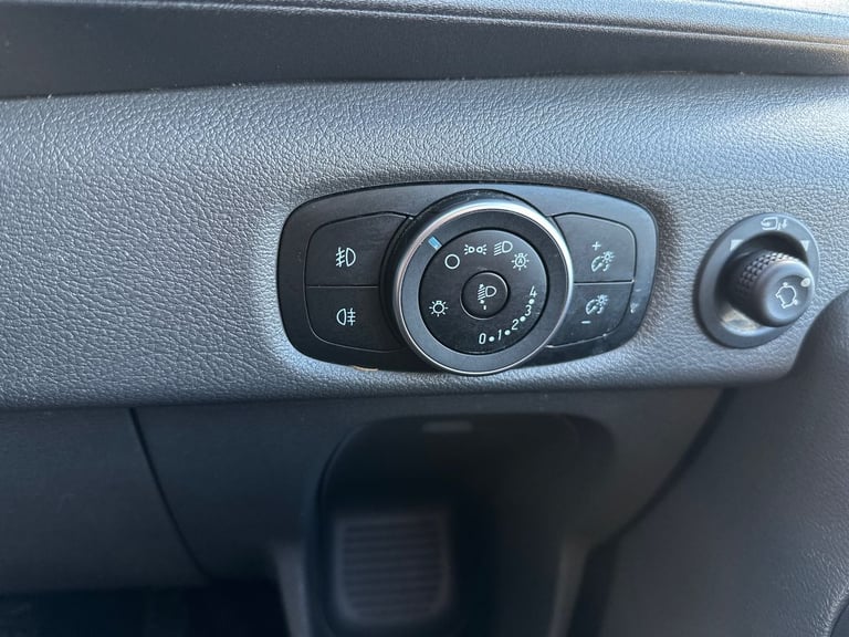 2024 Ford Transit 2.0 EcoBlue 170ps H2 Limited Van PANEL VAN DIESEL Manual