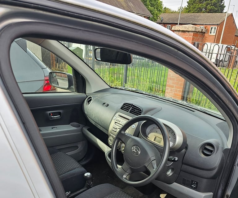 Daihatsu, SIRION, Hatchback, 2008, Manual, 1298 (cc), 5 doors