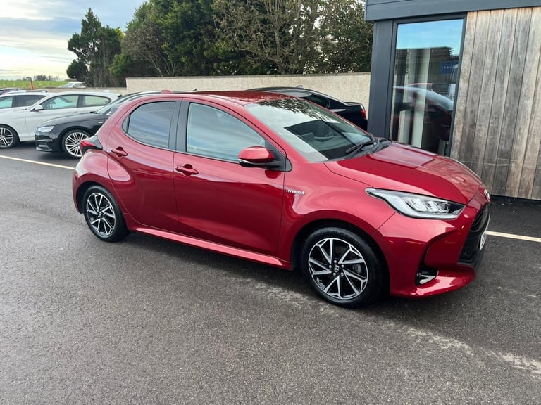 TOYOTA YARIS 1.5 VVT-h Design 2020