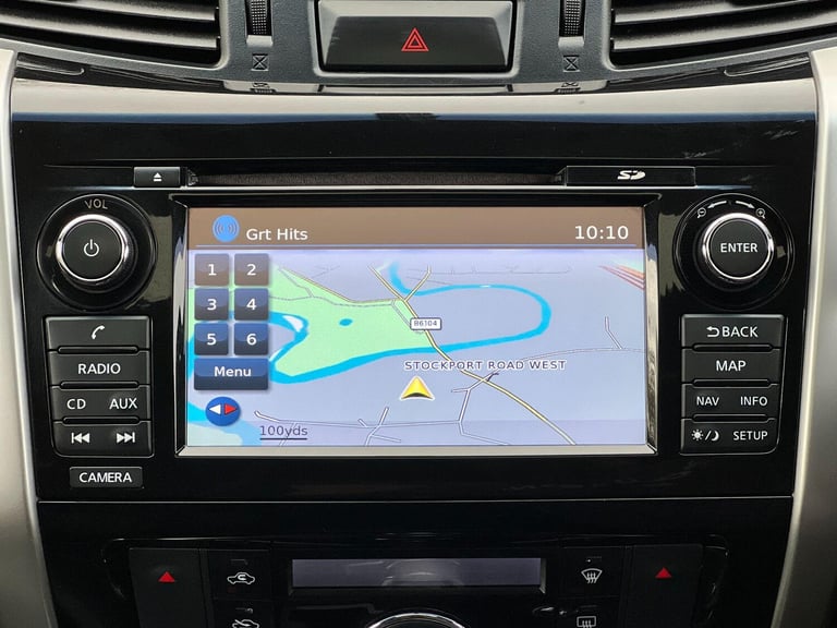 2017 Nissan Navara Double Cab Pick Up Tekna 2.3dCi 190 4WD PICK UP DIESEL Manual