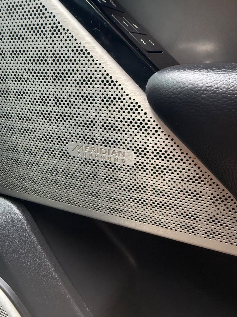 LAND ROVER RANGE ROVER VELAR 2.0 D240 SE 2018