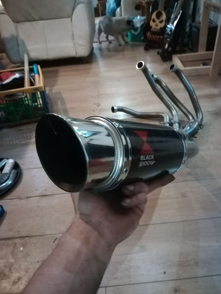 image for Black widow exhaust Yamaha R1