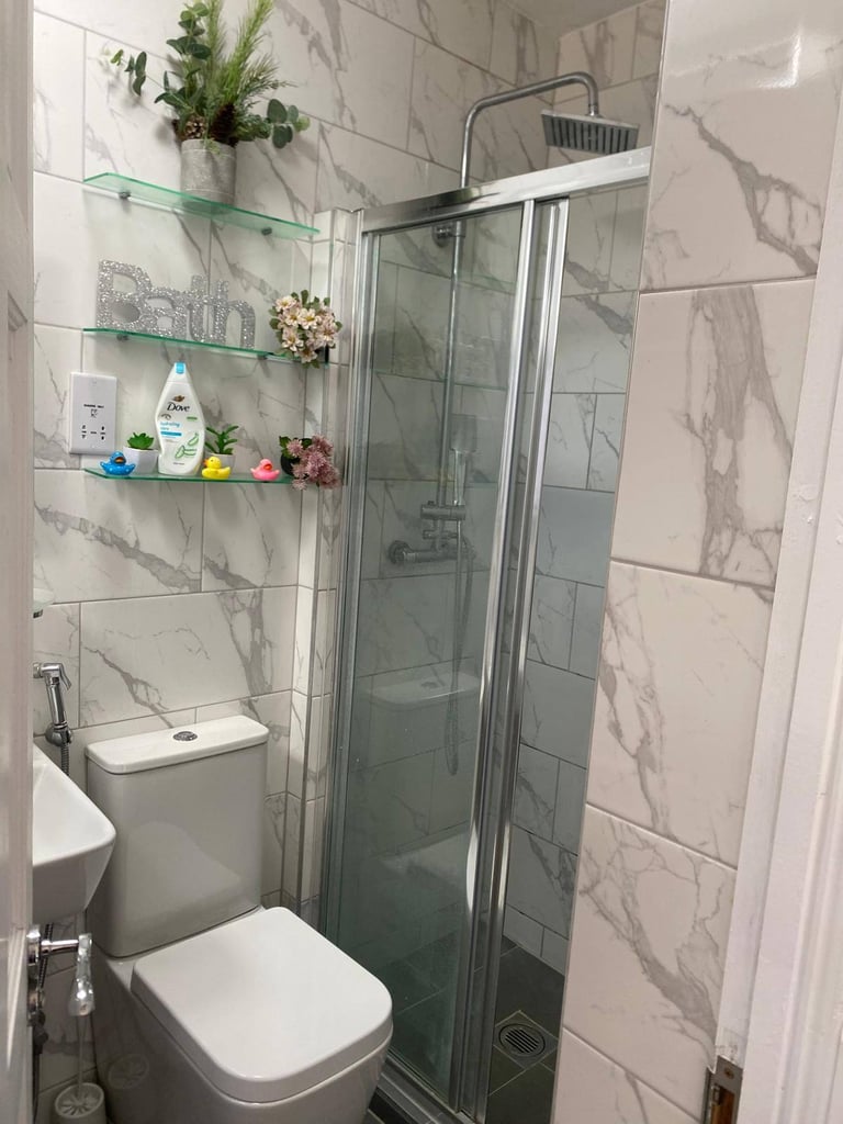 Seperate & Spacious Studio for Rent – TW4 5JL