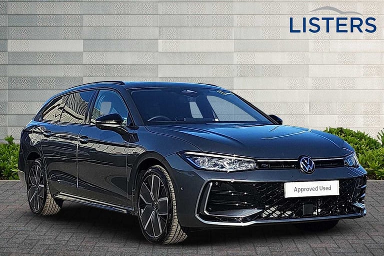 2025 Volkswagen Passat 1.5 TSI eHybrid Black Edition 5dr DSG Estate Hybrid Automatic