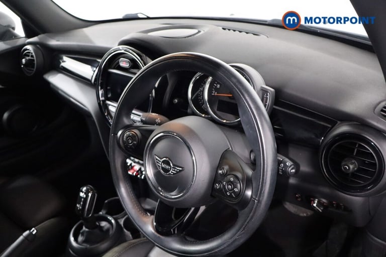 2018 MINI Hatch 1.5 Cooper II 3dr Auto [Chili-Nav-Plus Pack] Hatchback Petrol Automatic