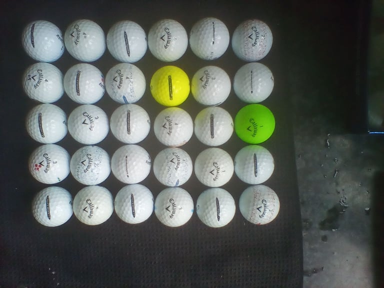 image for 30 Callaway SuperSoft golf balls